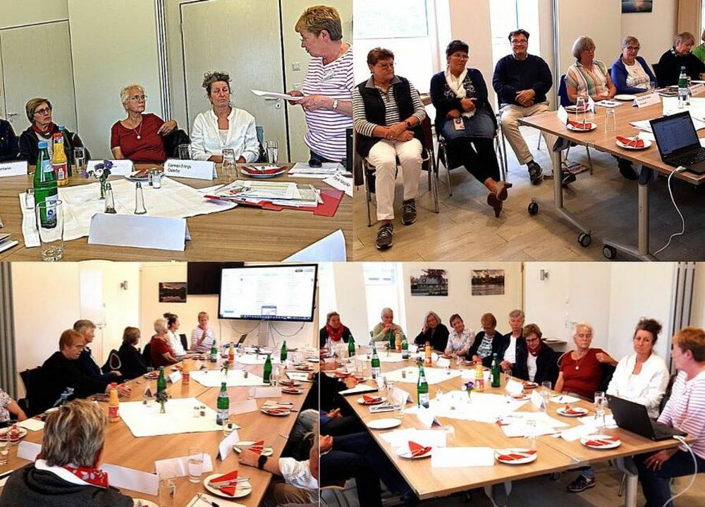 Collage von sieben Bildern: Sie zeigen verschiedene Blickwinkel und Teilnehmende einer kleinen Konferenz in einem Saal.